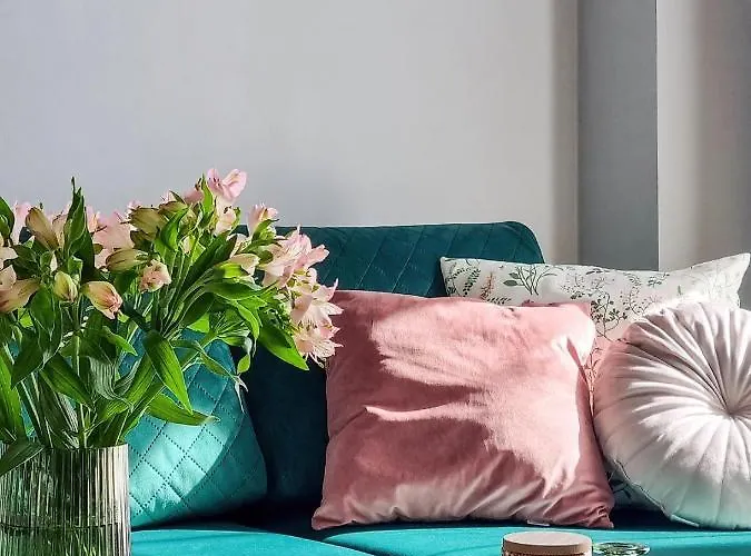 Corolla Swietokrzyska 30 - Metro, Palac Kultury I Nauki Warsaw