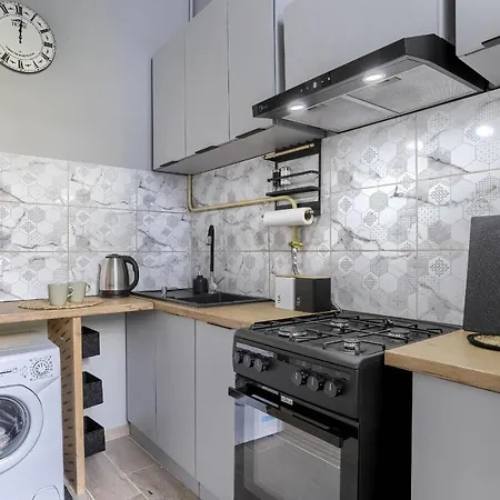 Apartman Corolla Swietokrzyska 30 - Metro, Palac Kultury I Nauki Varsó