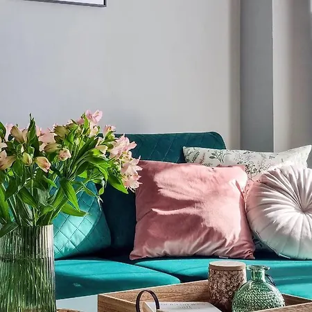 Corolla Swietokrzyska 30 - Metro, Palac Kultury I Nauki Варшава